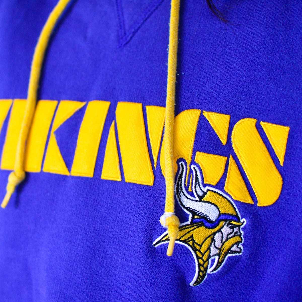 Vintage Minnesota Vikings Embroidered Hooded Sweatshirt