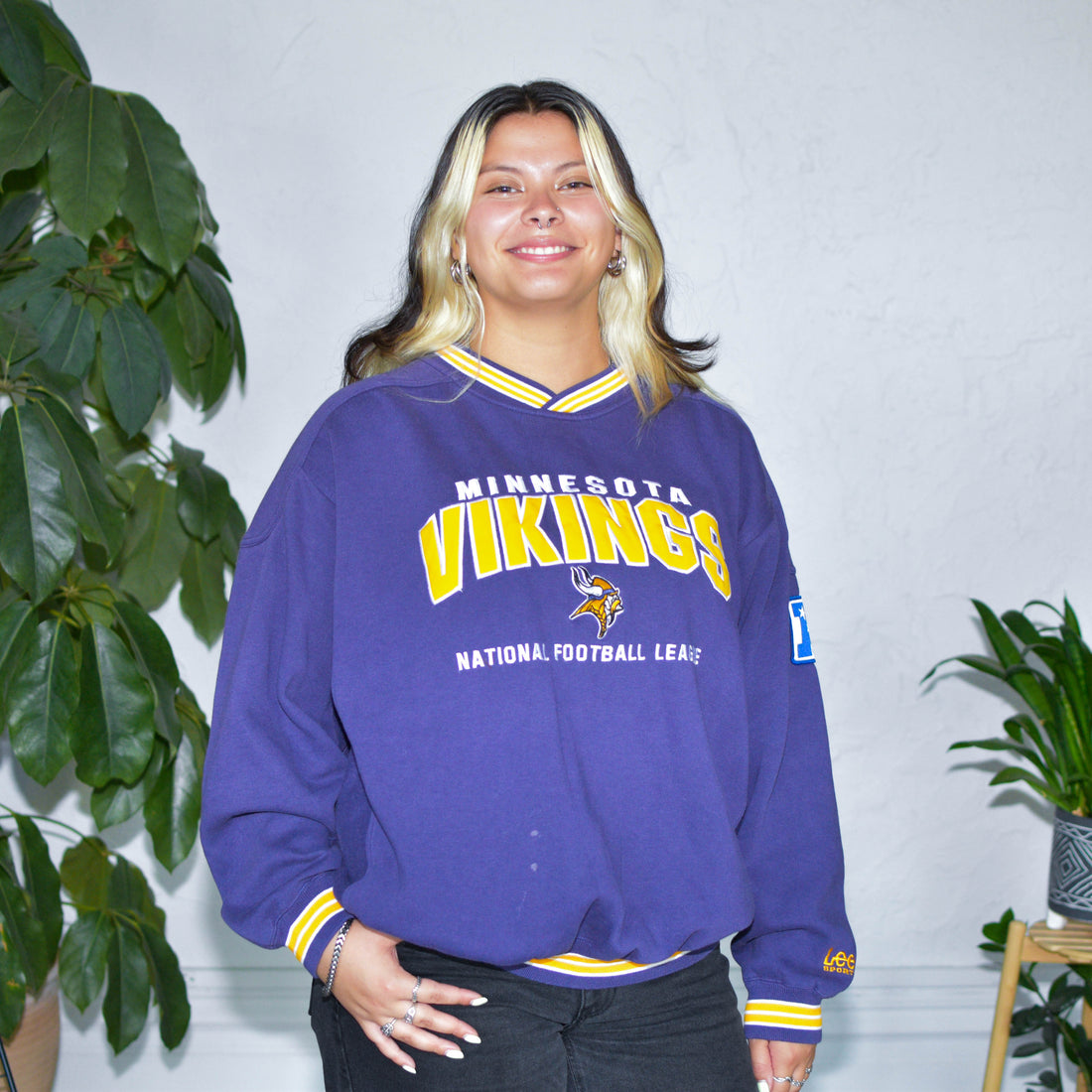 Vintage Minnesota Vikings Lee Sport Purple Sweatshirt