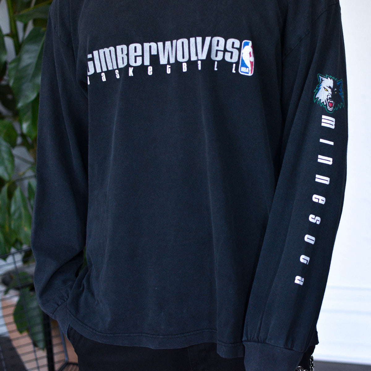 Vintage Y2K Timberwolves Basketball Reebok Long Sleeve T-Shirt