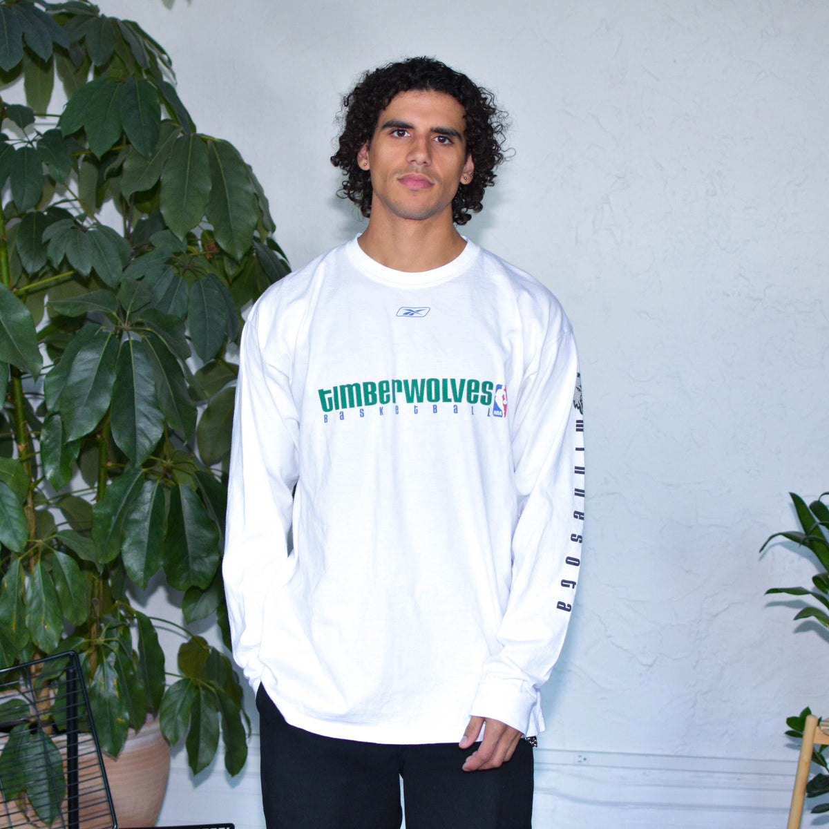 Vintage Minnesota Timberwolves Reebok Long Sleeve White T-Shirt