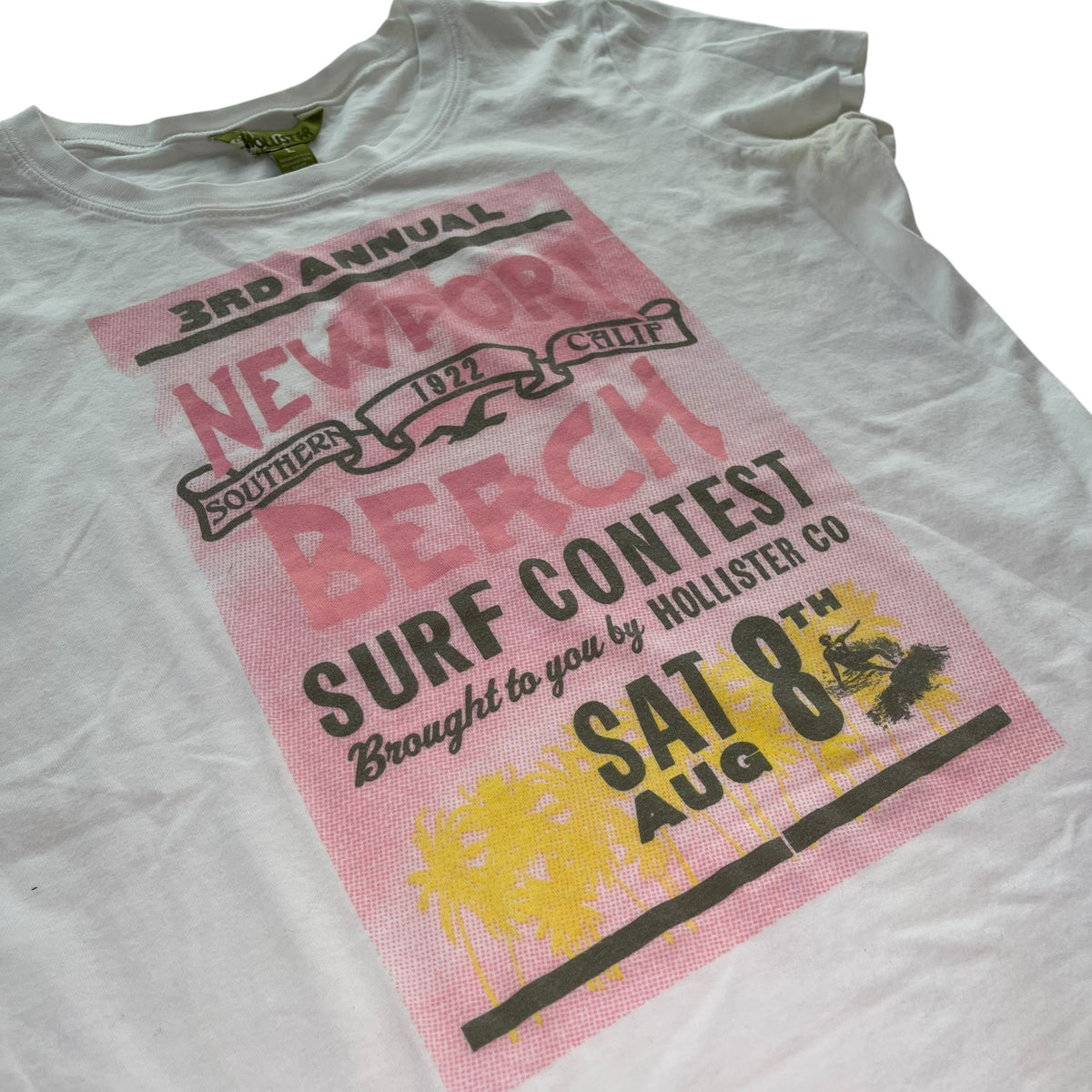 Vintage Y2K Hollister Co. Femme Graphic T-Shirt (White)