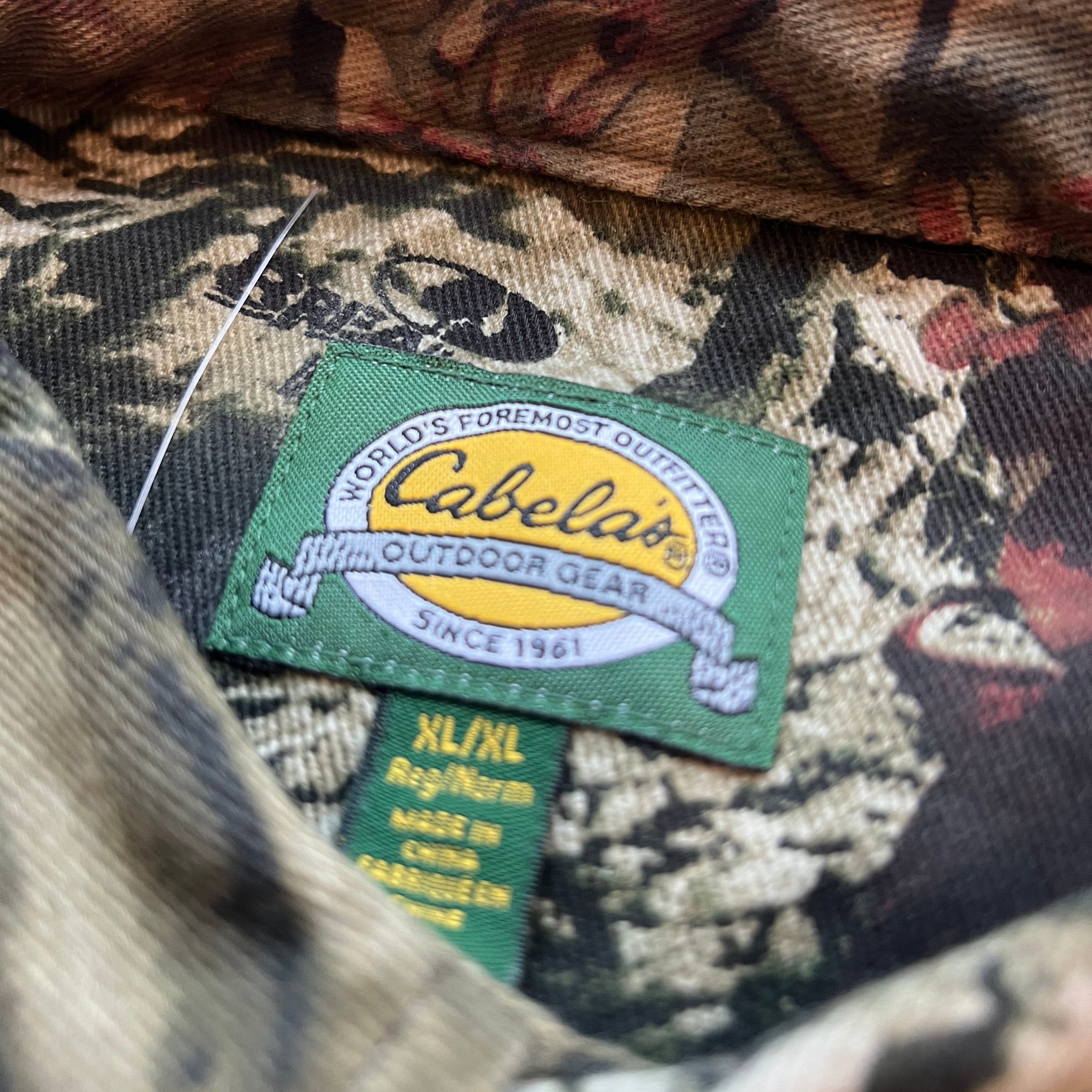 Vintage Cabelas Camo Button Up Long Sleeve