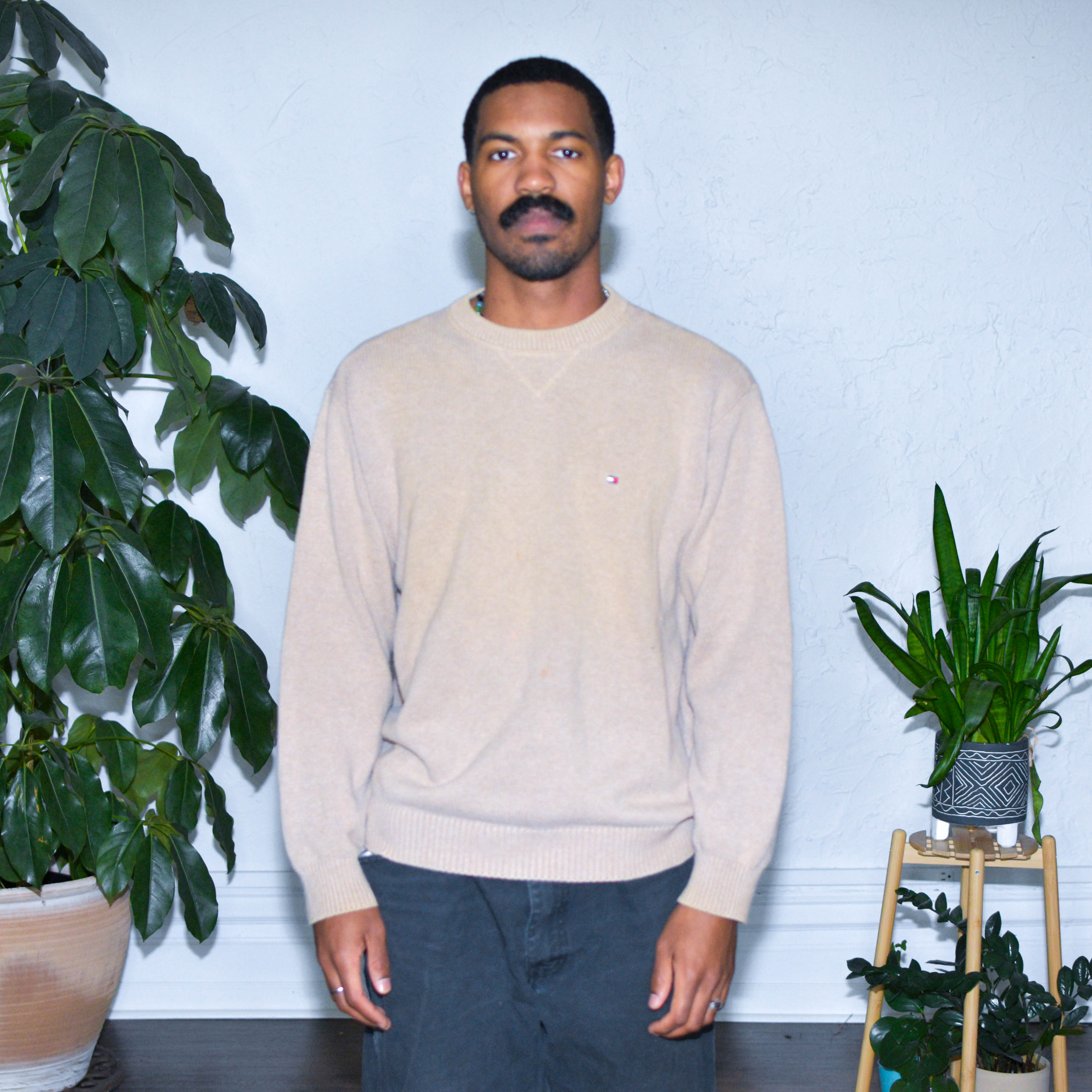 Y2K Tommy Hilfiger Beige Knit Sweatshirt