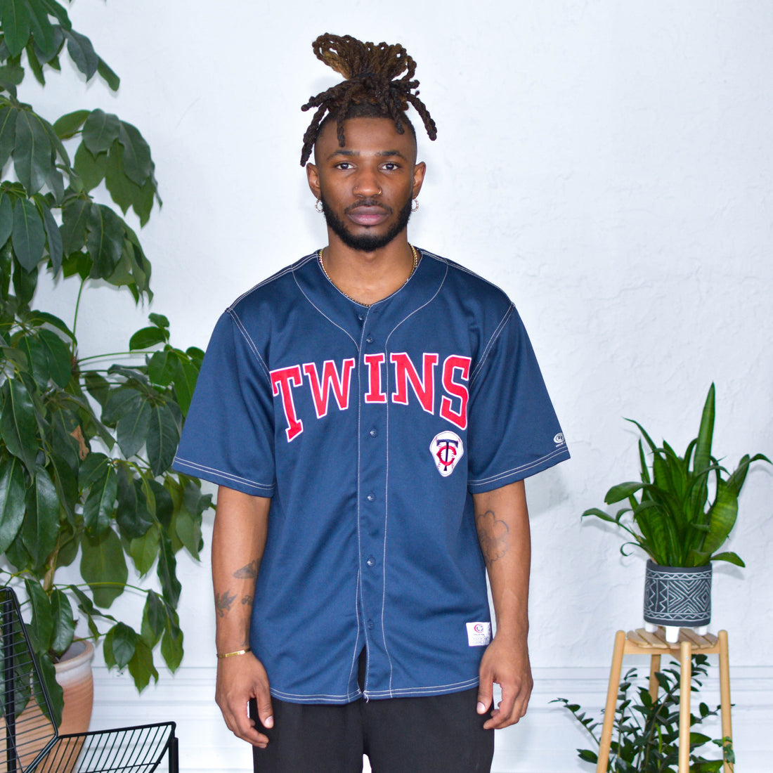 Vintage Minnesota Twins Embroidered Navy Jersey