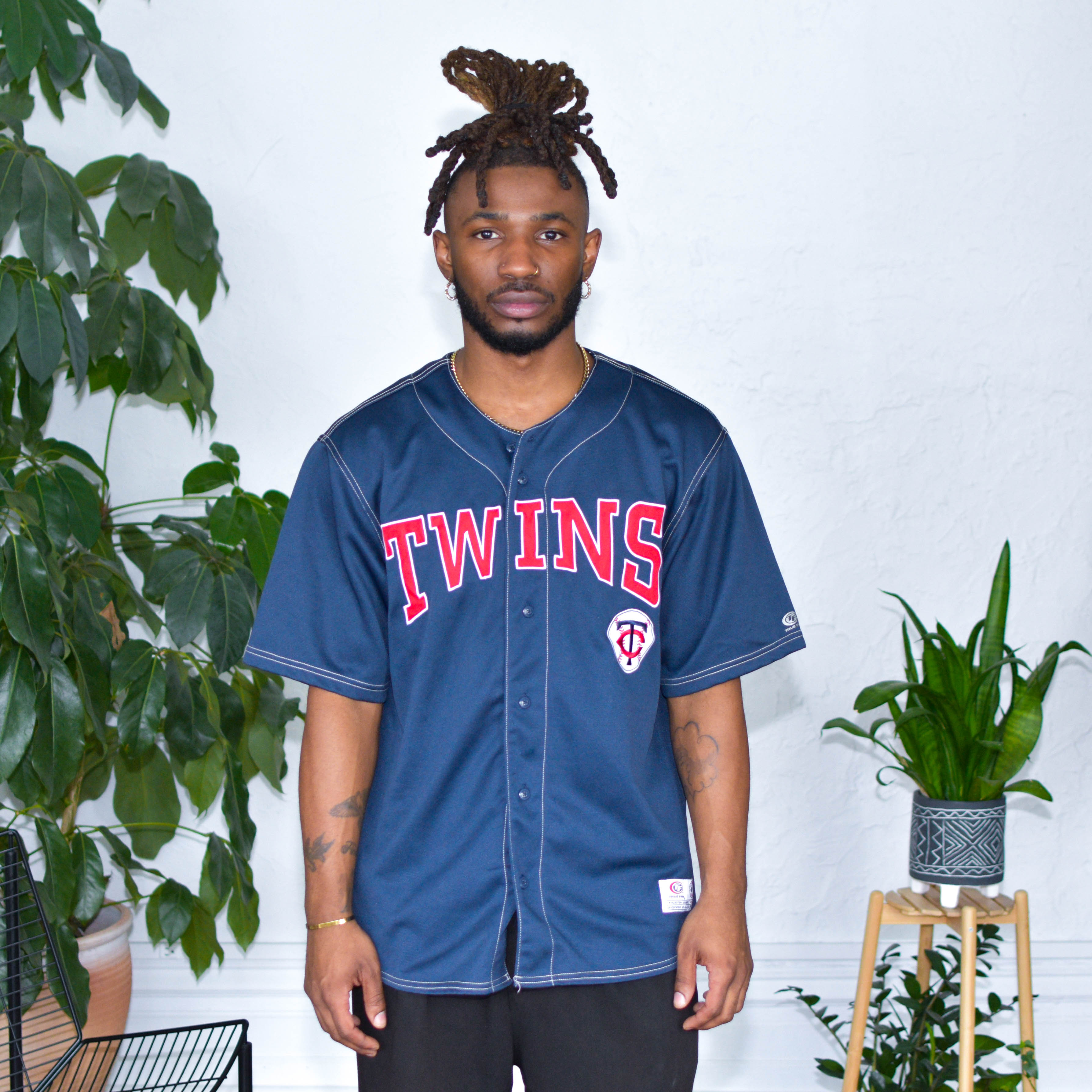 Vintage Minnesota Twins Embroidered Navy Jersey