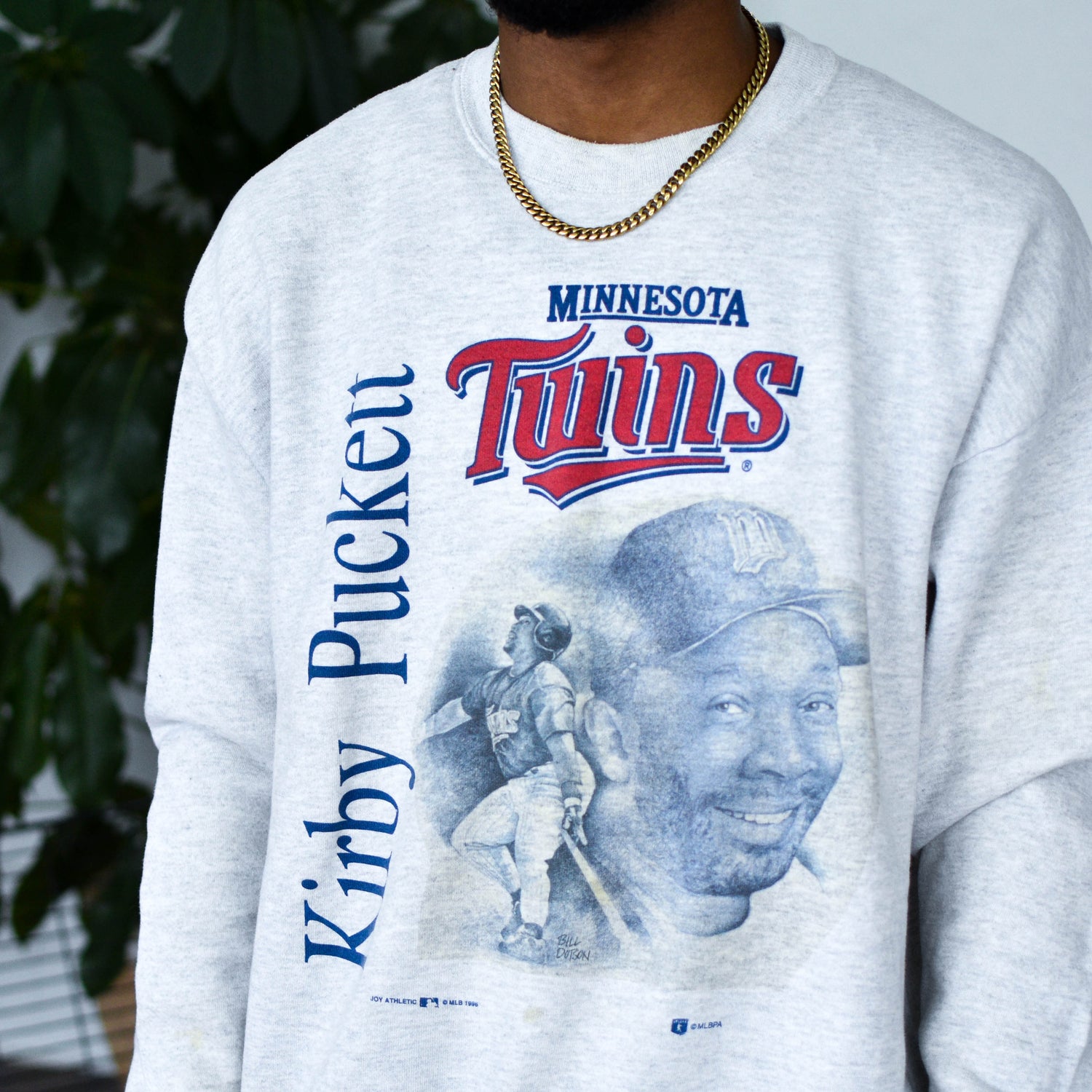 Vintage 1996 Minnesota Twins Kirby Puckett Sweatshirt