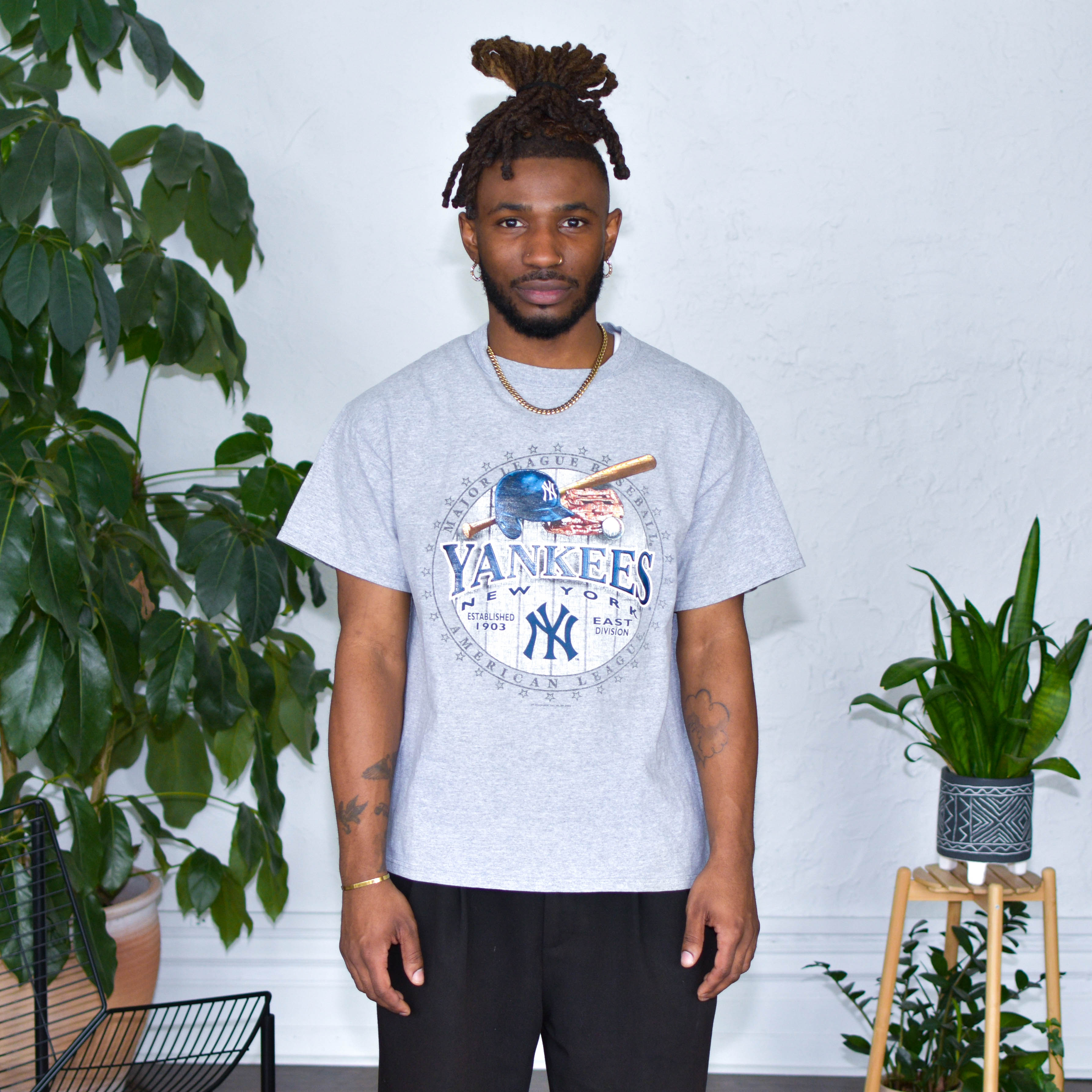 Vintage 2008 New York Yankees Graphic T-Shirt