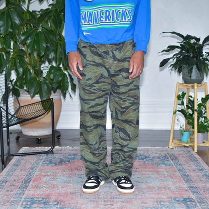 Vintage Ranger Green Camo Cargo Pants