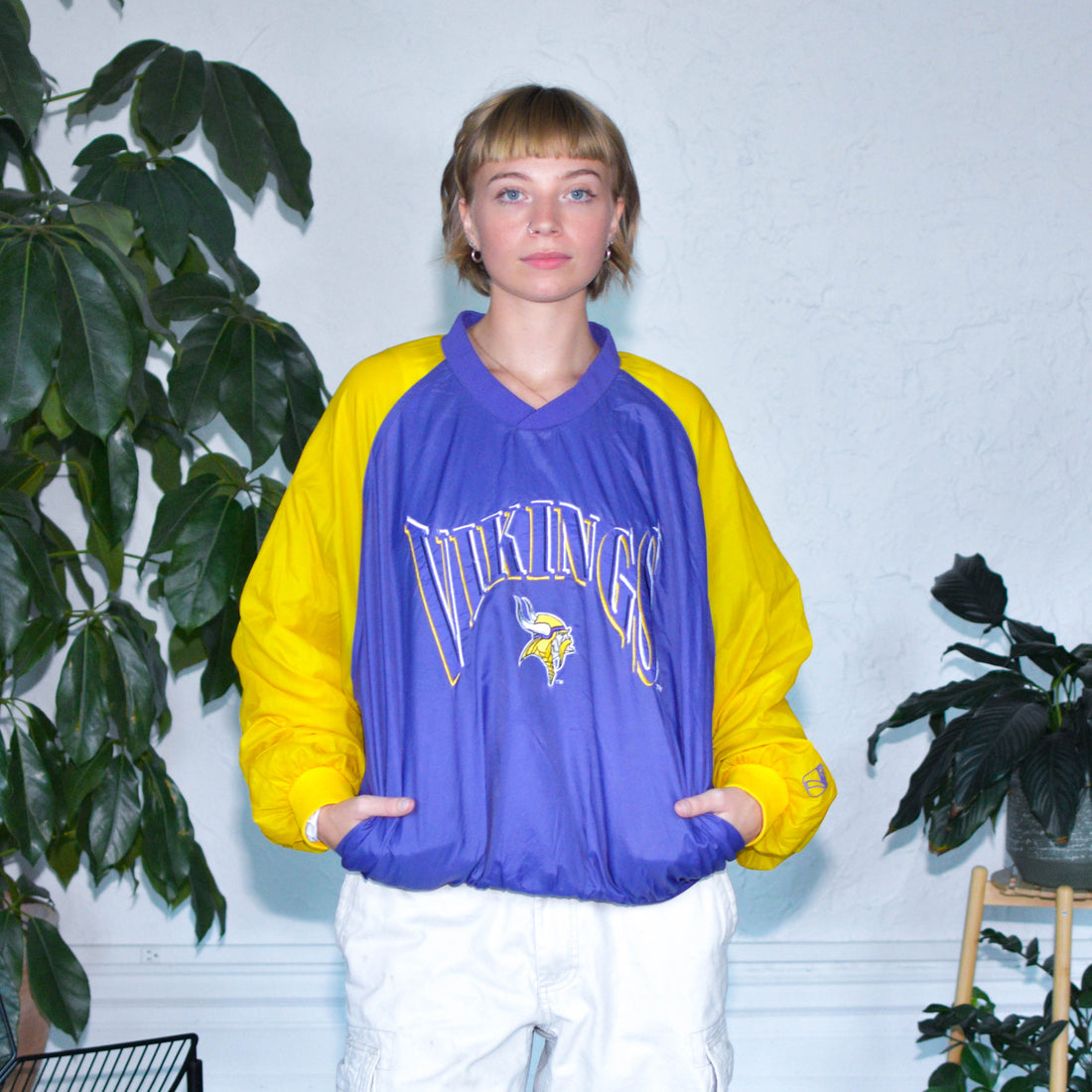 Vintage Minnesota Vikings Logo 7 Pull-Over Windbreaker