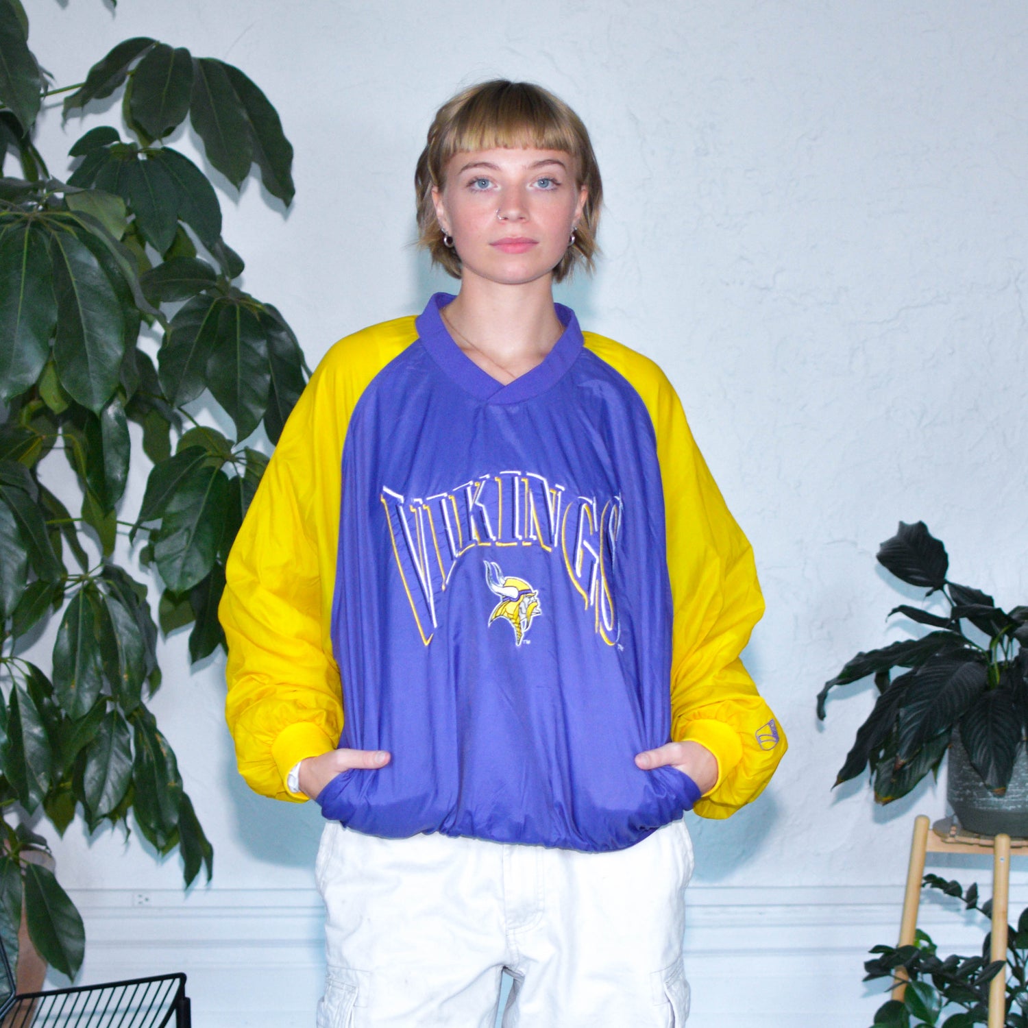 Vintage Minnesota Vikings Logo 7 Pull-Over Windbreaker