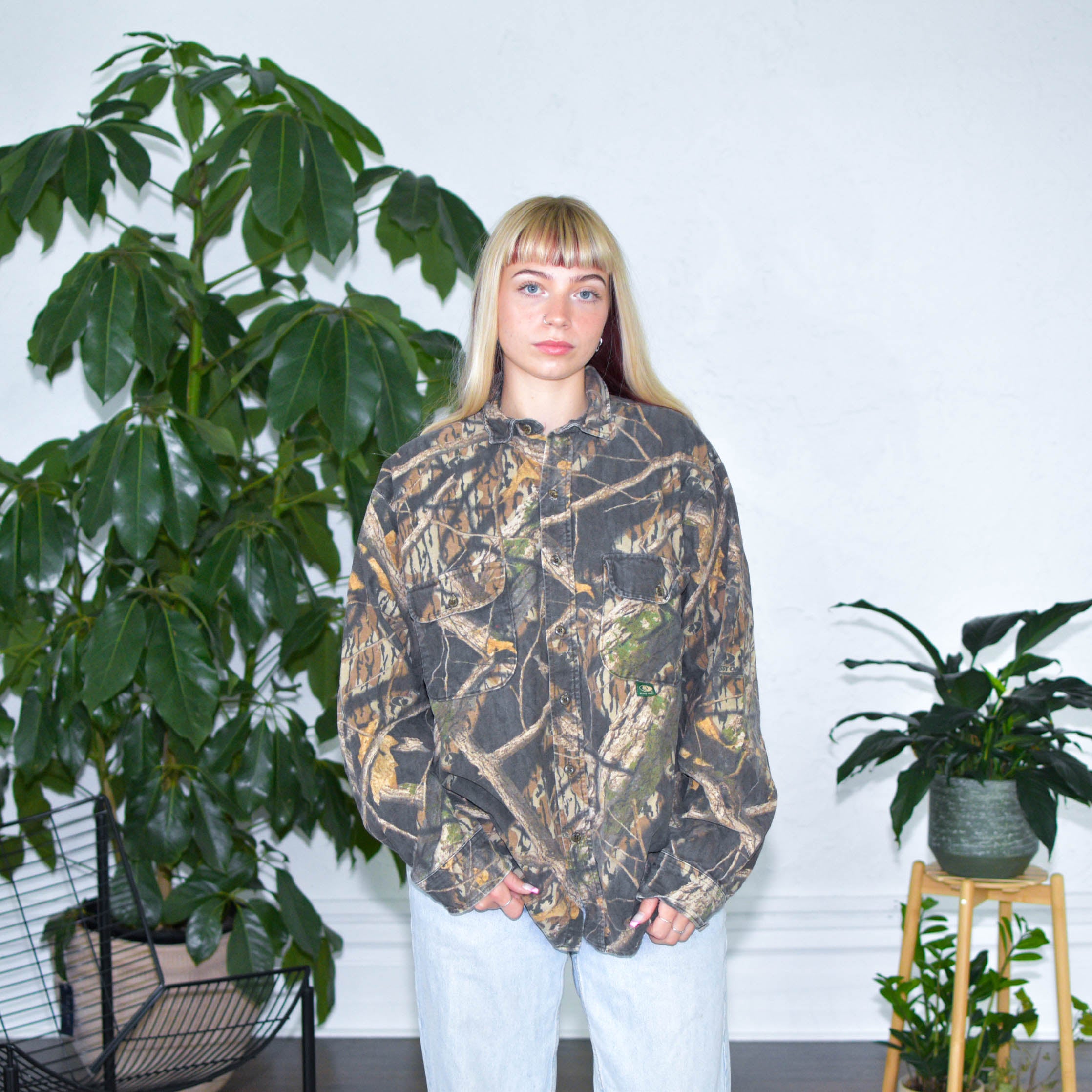 Vintage Mossy Oak Camo Long Sleeve Button Up