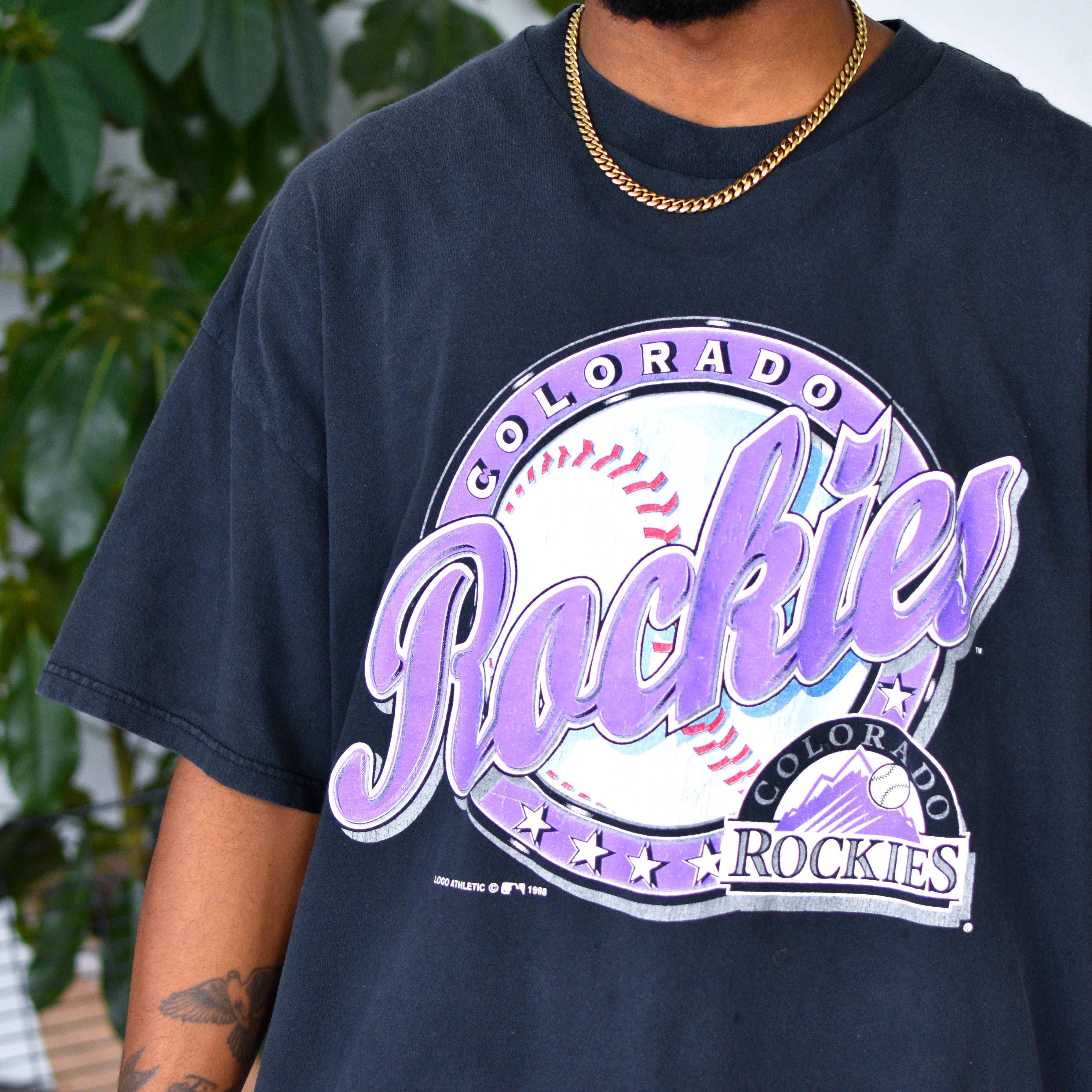 Vintage 1998 Colorado Rockies Graphic T-Shirt