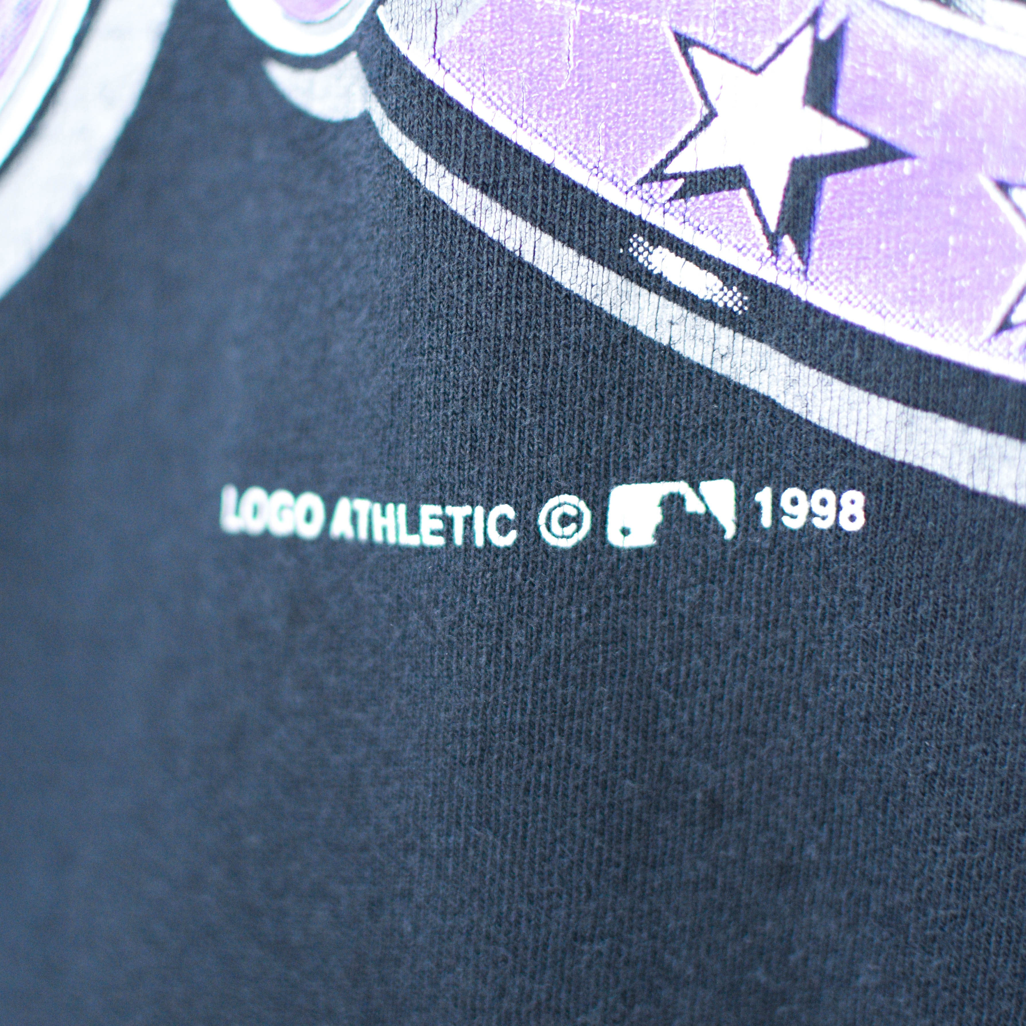 Vintage 1998 Colorado Rockies Graphic T-Shirt