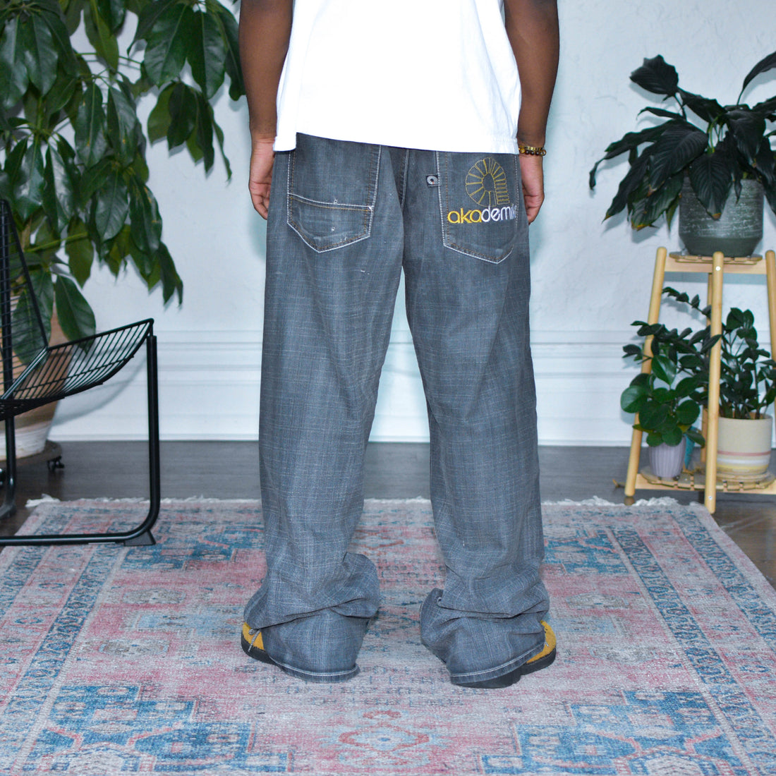 Vintage Y2k Akademiks Washed Out Black Embroidered Jeans