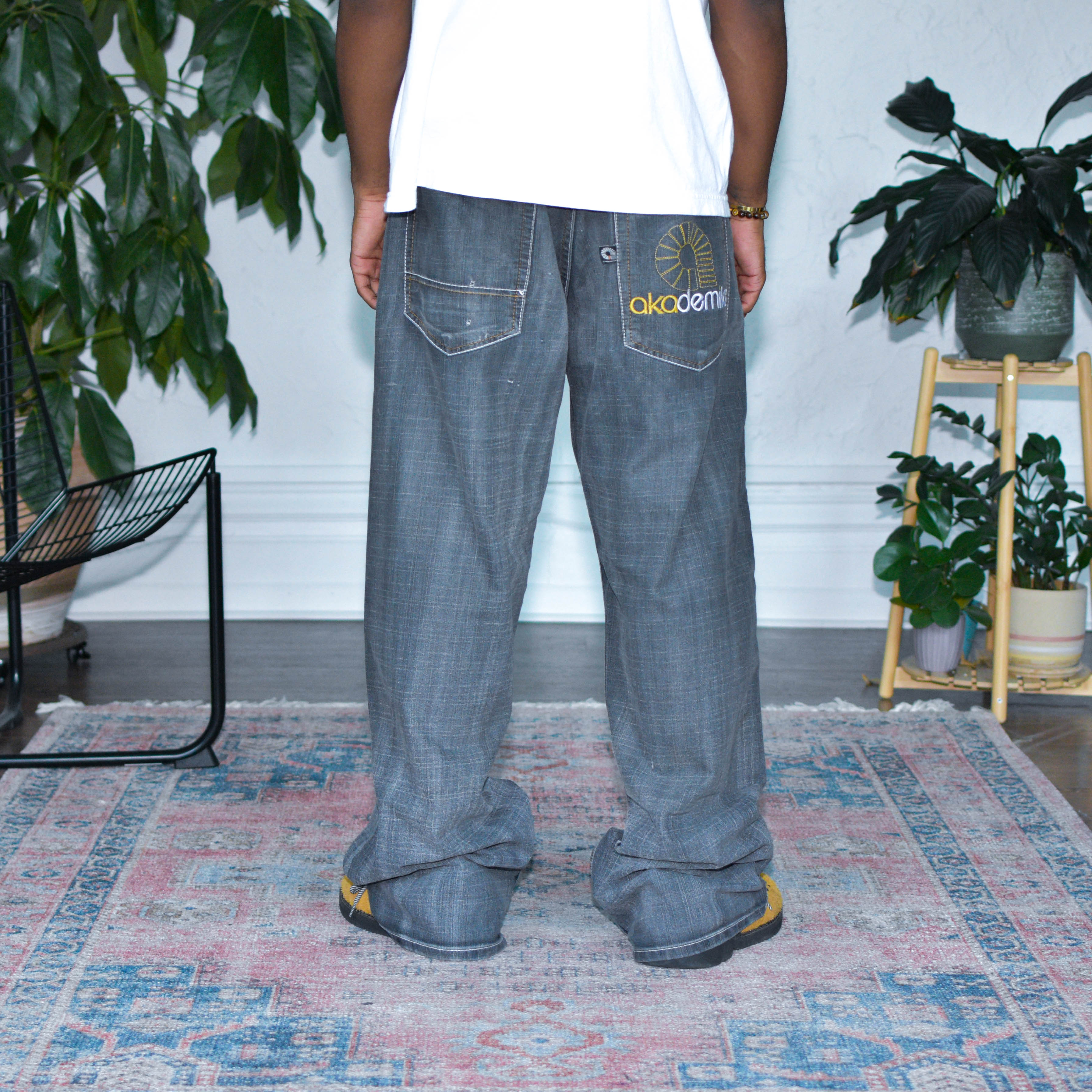 Vintage Y2k Akademiks Washed Out Black Embroidered Jeans