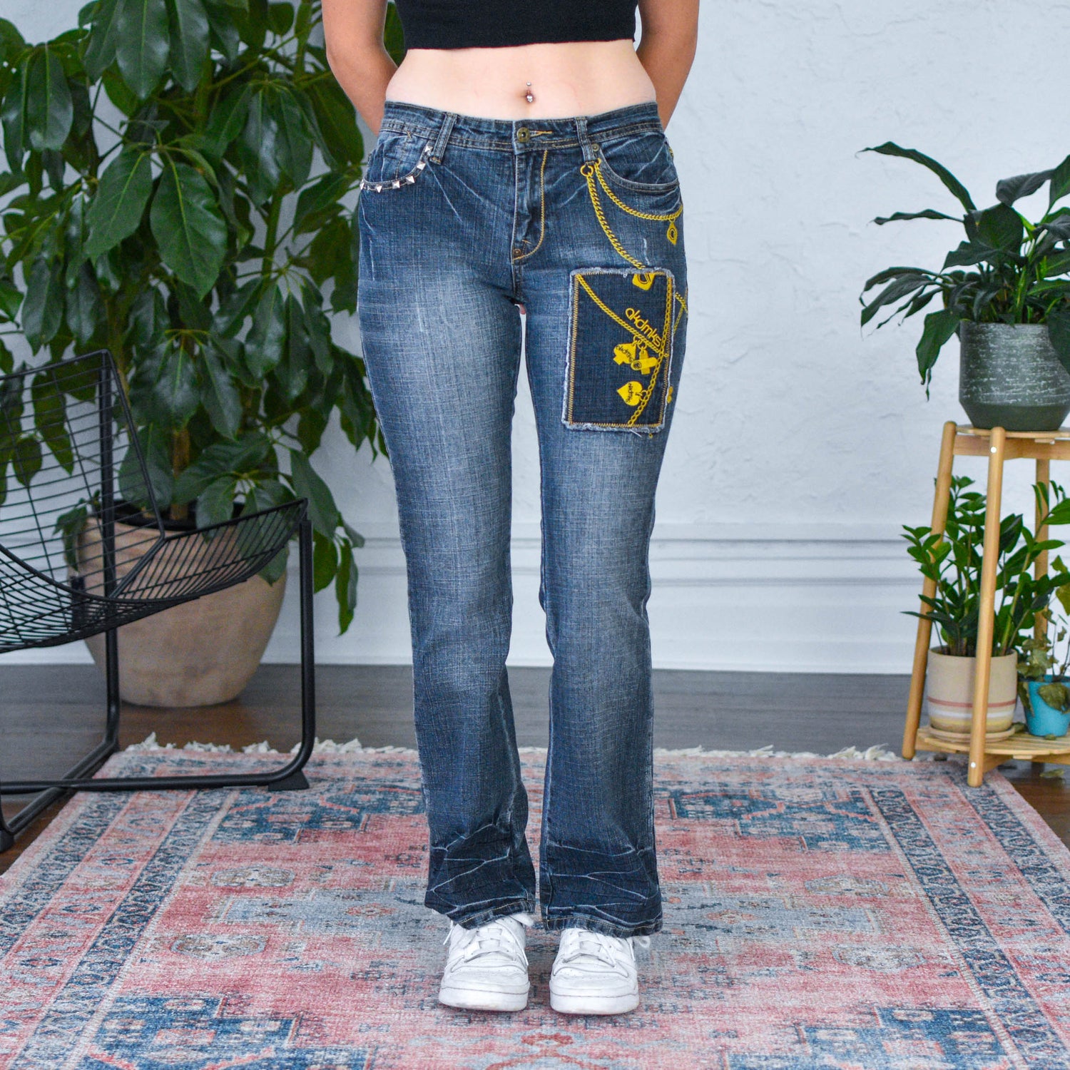 Y2k Akdmks Low Waisted Flare Jeans