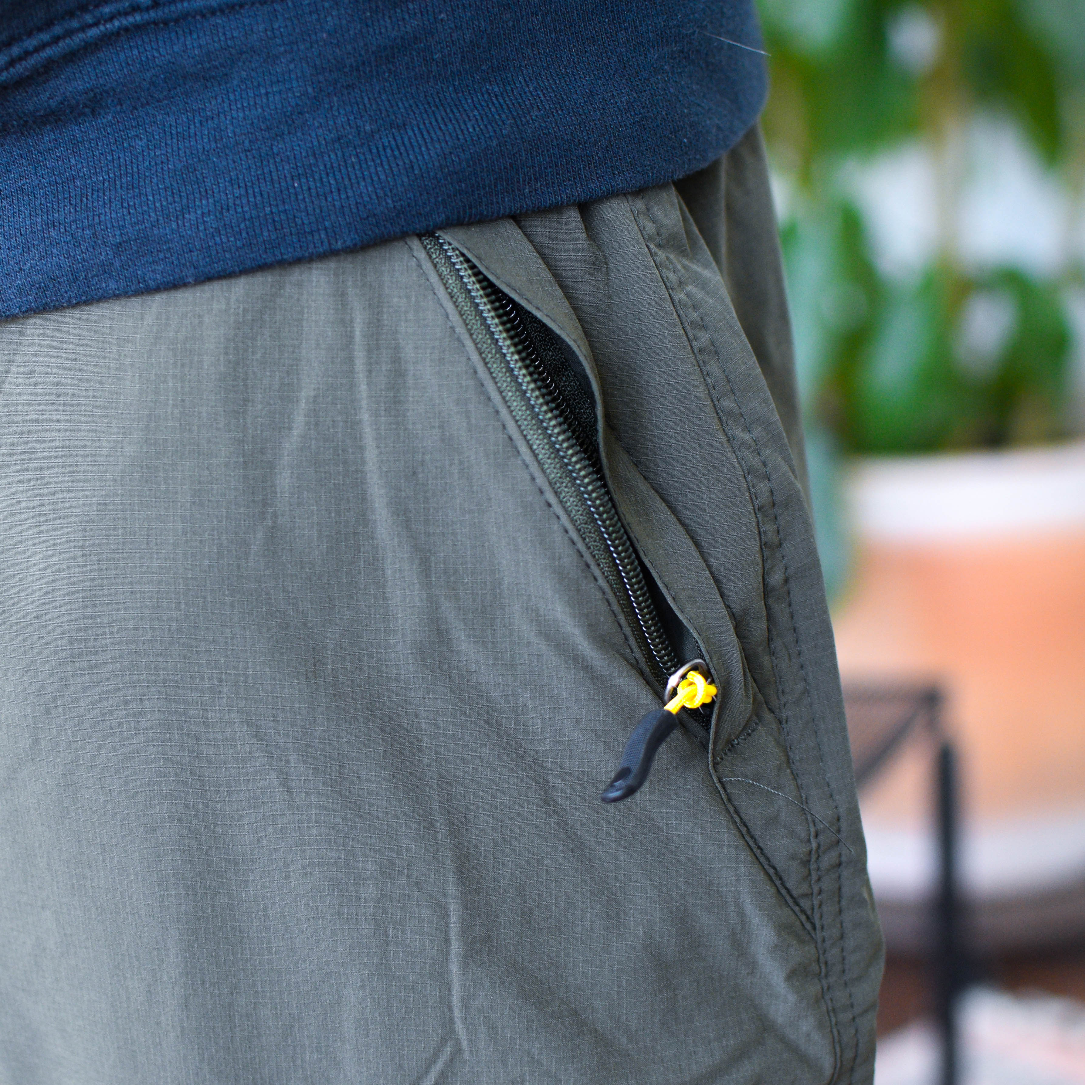 Y2K Olive Convertible Rip Stop Pants