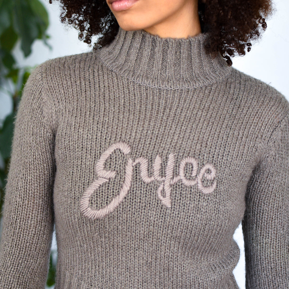 Y2K Brown Enyce Cropped Mock Neck Sweater