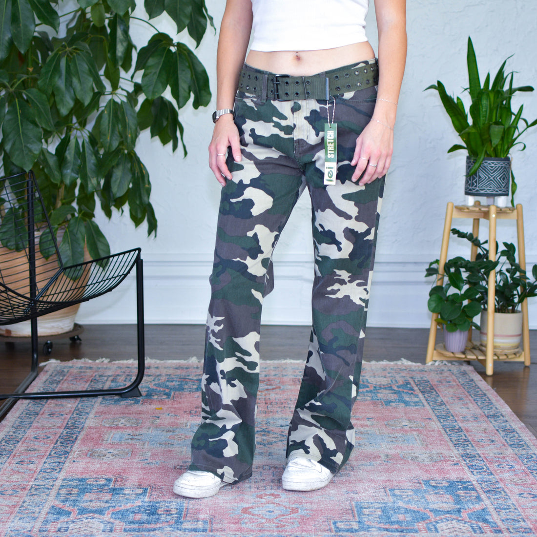 Deadstock Y2K L.E.I. Camo Pants with Belt