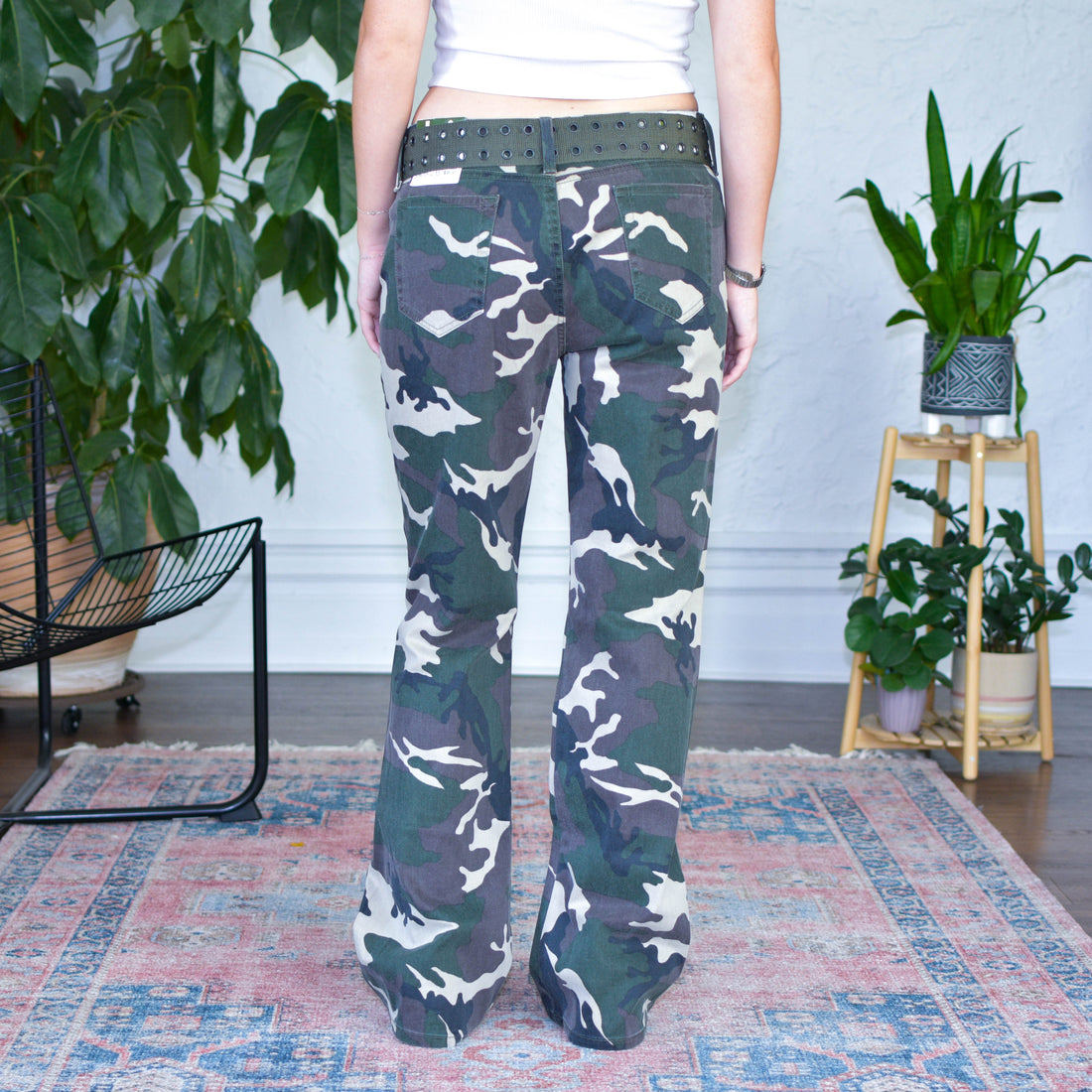 Deadstock Y2K L.E.I. Camo Pants with Belt