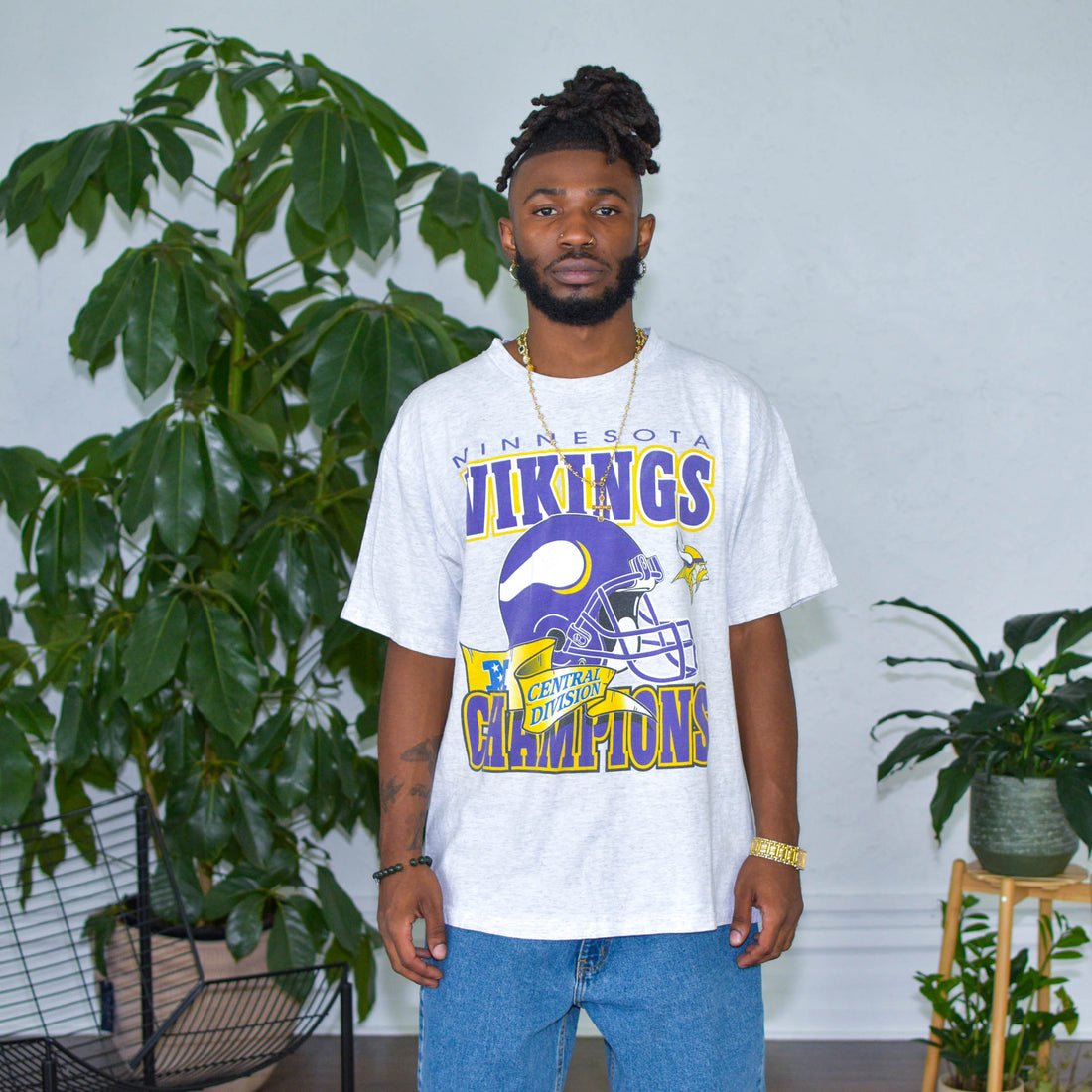 Vintage Minnesota Vikings Champions Graphic T-Shirt