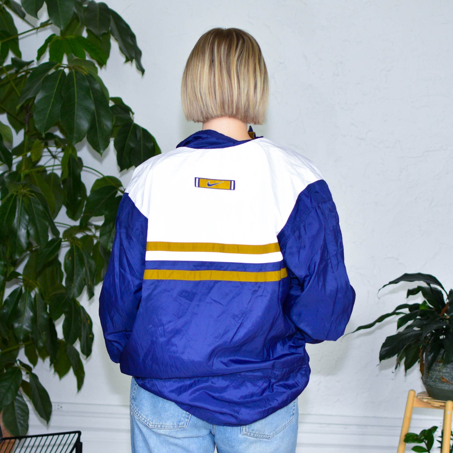 Vintage Nike Navy, White &amp; Gold Zip Up Windbreaker