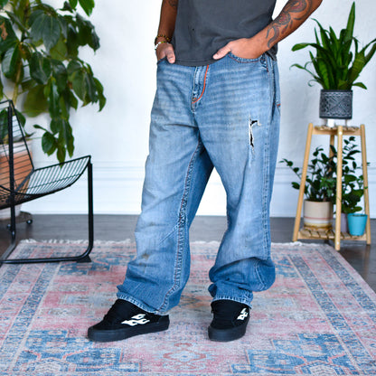 Vintage Y2K Akademiks Distressed Light Wash Jeans
