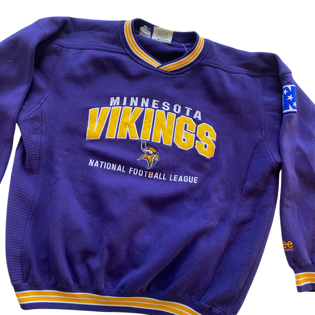Vintage Lee Sport Minnesota Vikings Embroidered Crewneck