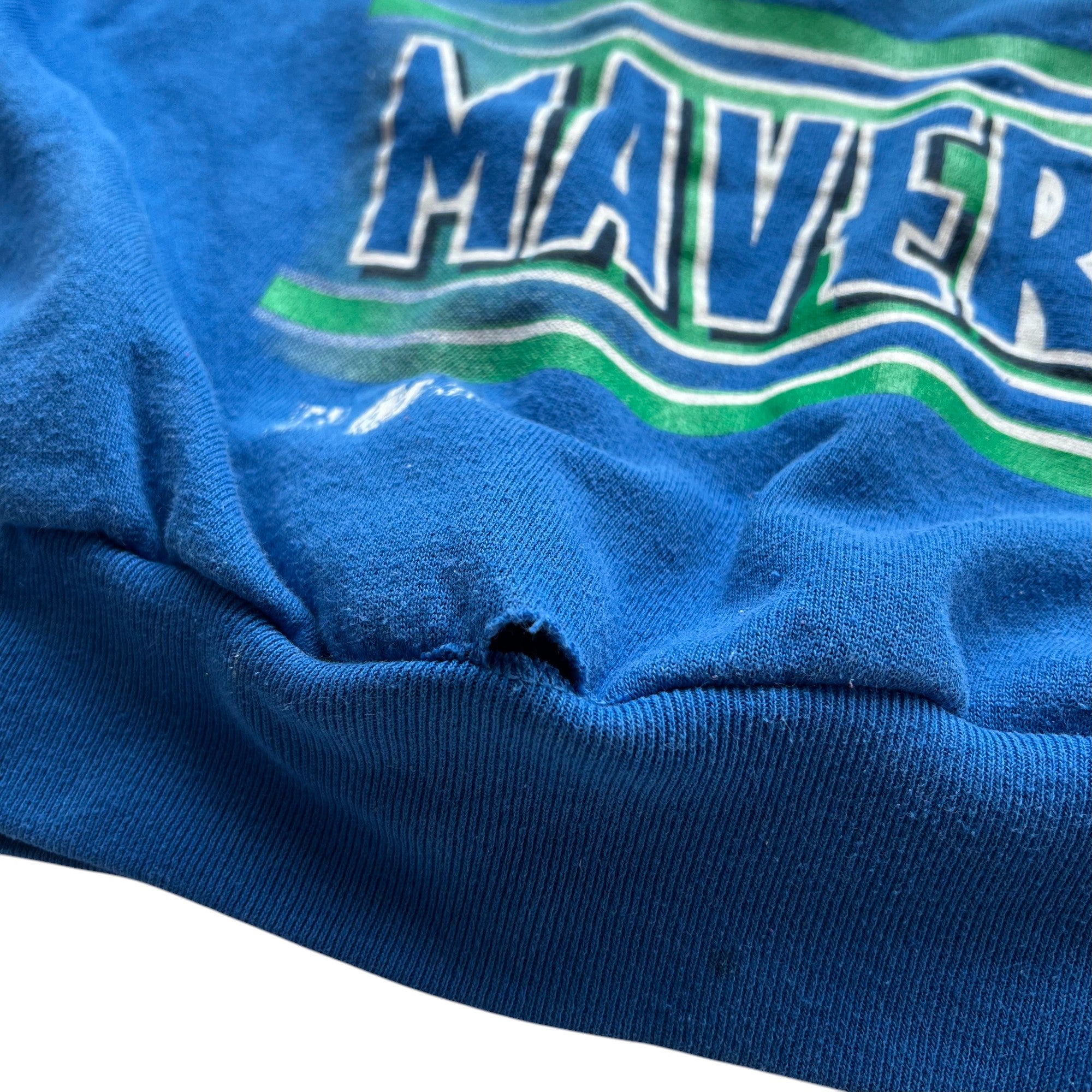 Vintage Dallas Mavericks NBA Graphic Crewneck