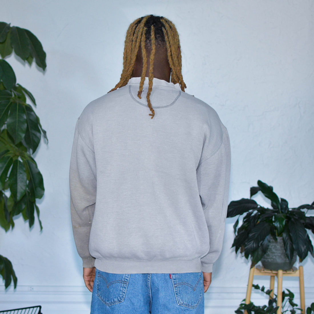 Vintage Ozark Mountains Outfitters Crewneck Sweatshirt