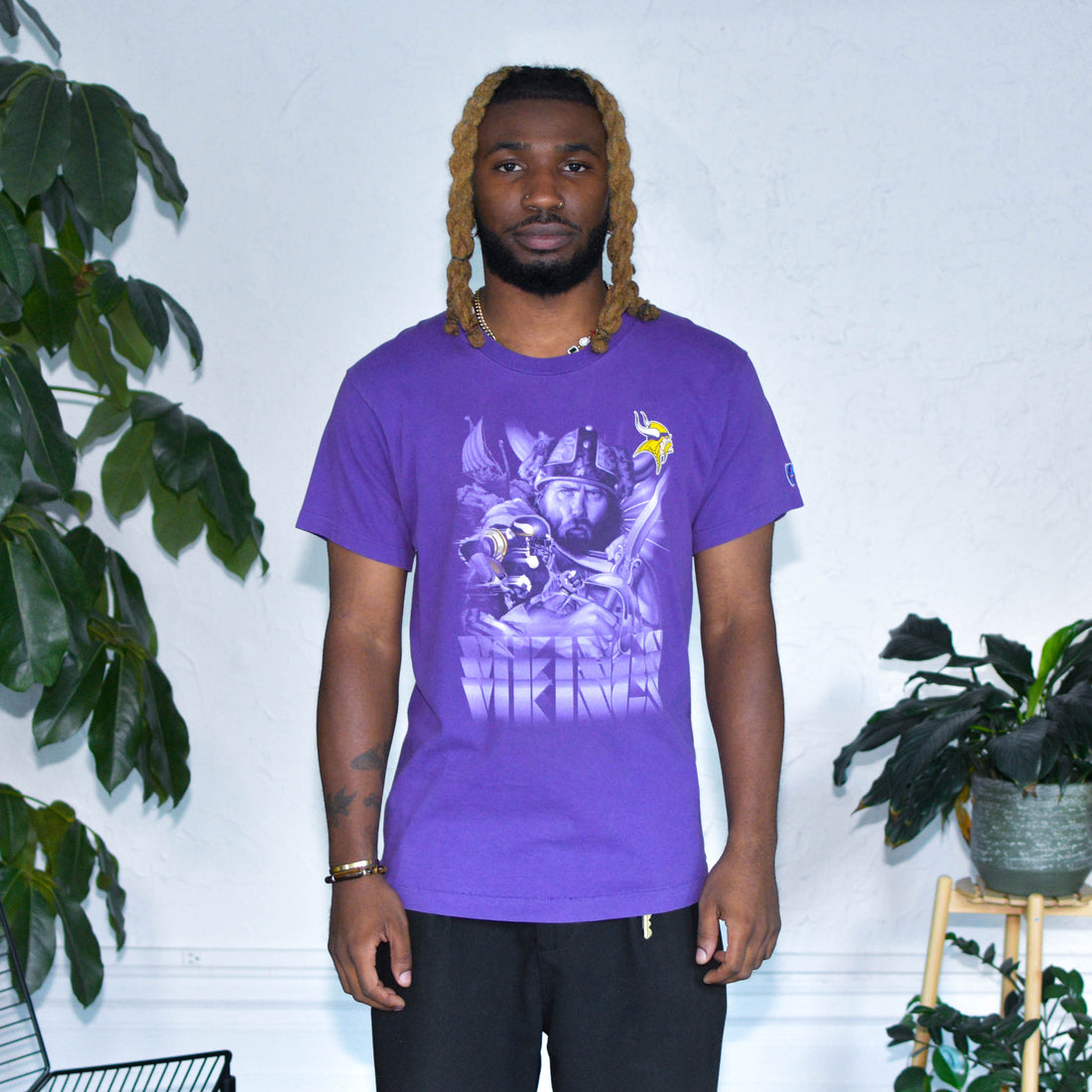 Vintage Minnesota Vikings Pro Player Graphic T-Shirt