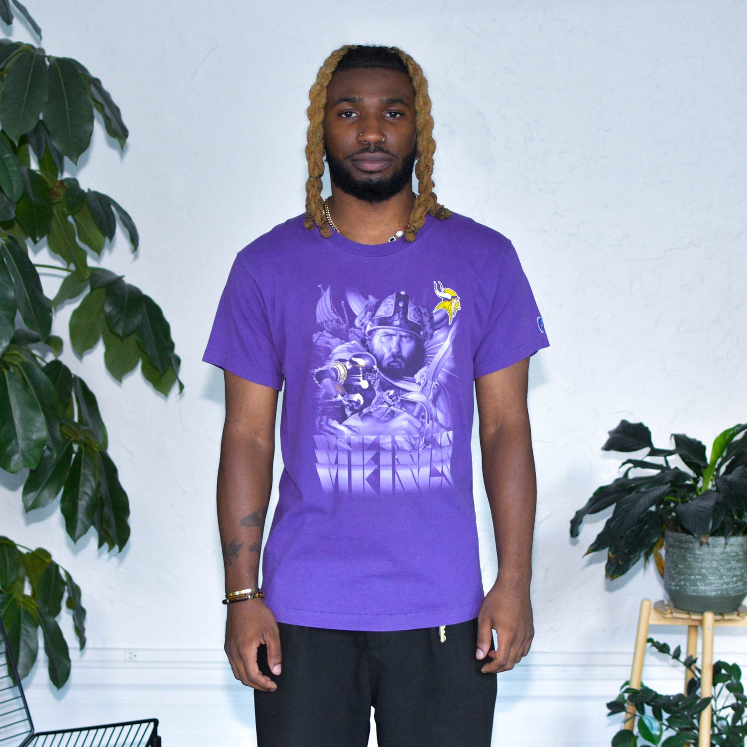 Vintage Minnesota Vikings Pro Player Graphic T-Shirt