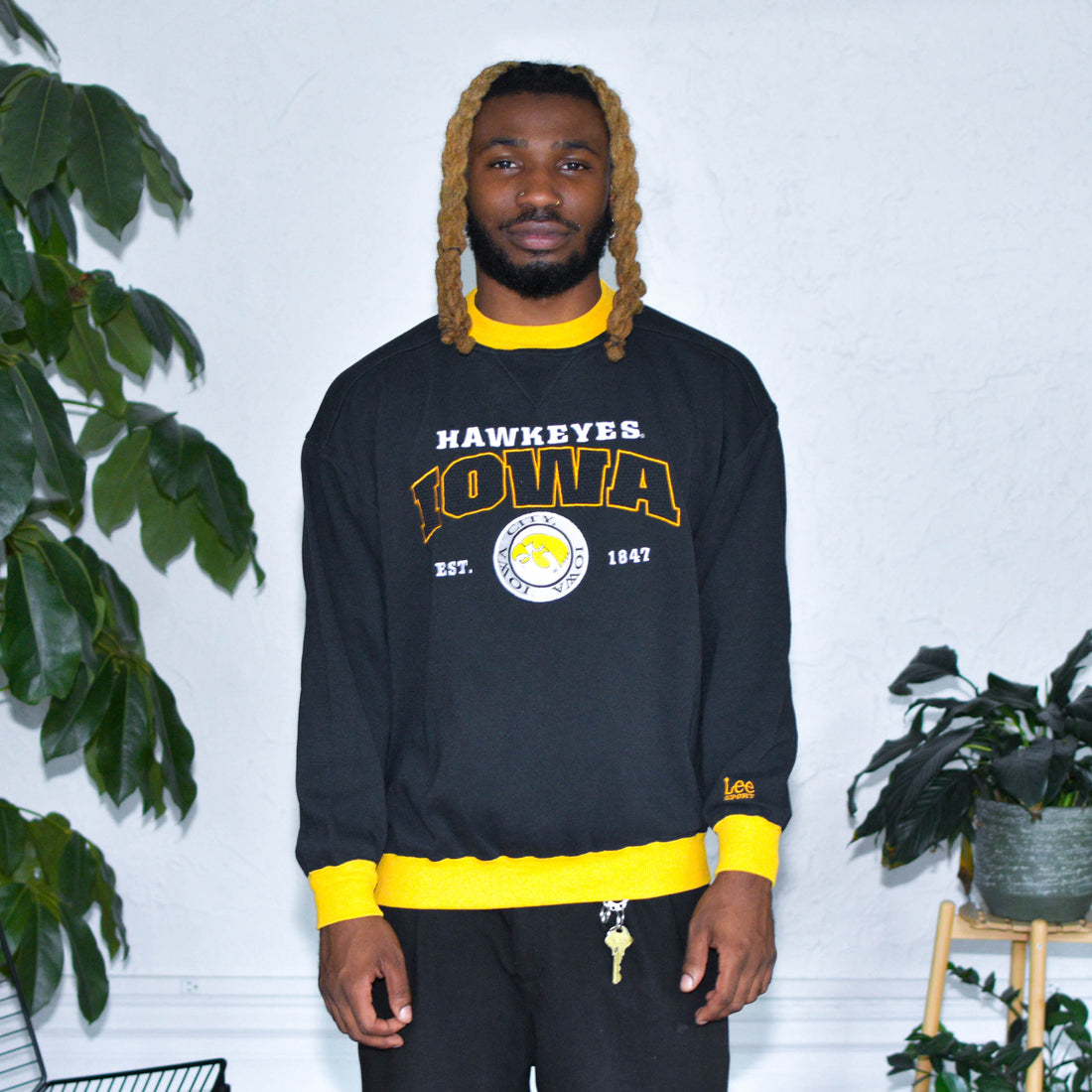 Vintage Lee Sport University of Iowa Hawkeyes Black Crewneck
