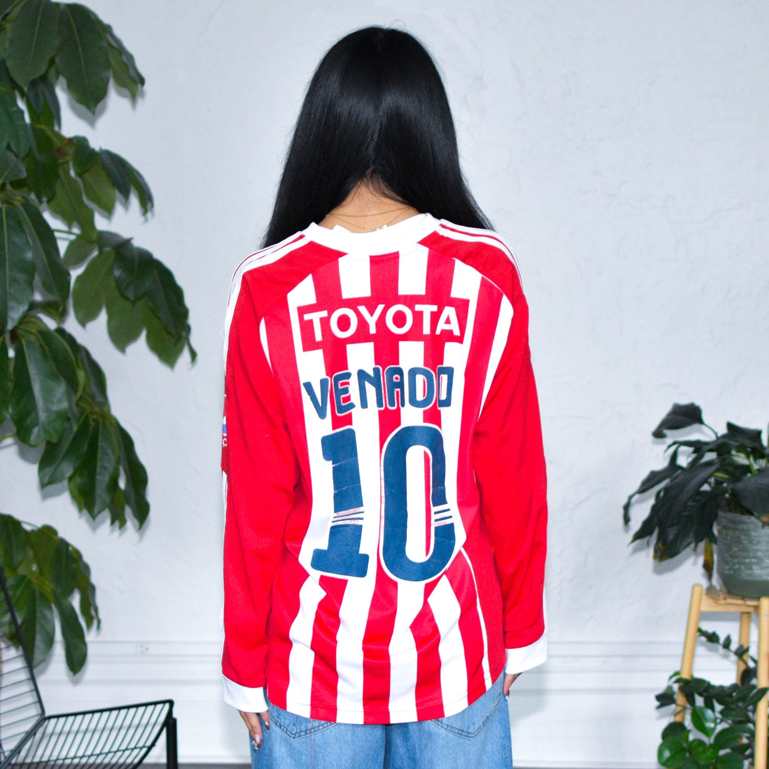 Vintage 2011 Chivas de Guadalajara Alberto &quot;Venado&quot; Medina Replica Home Jersey