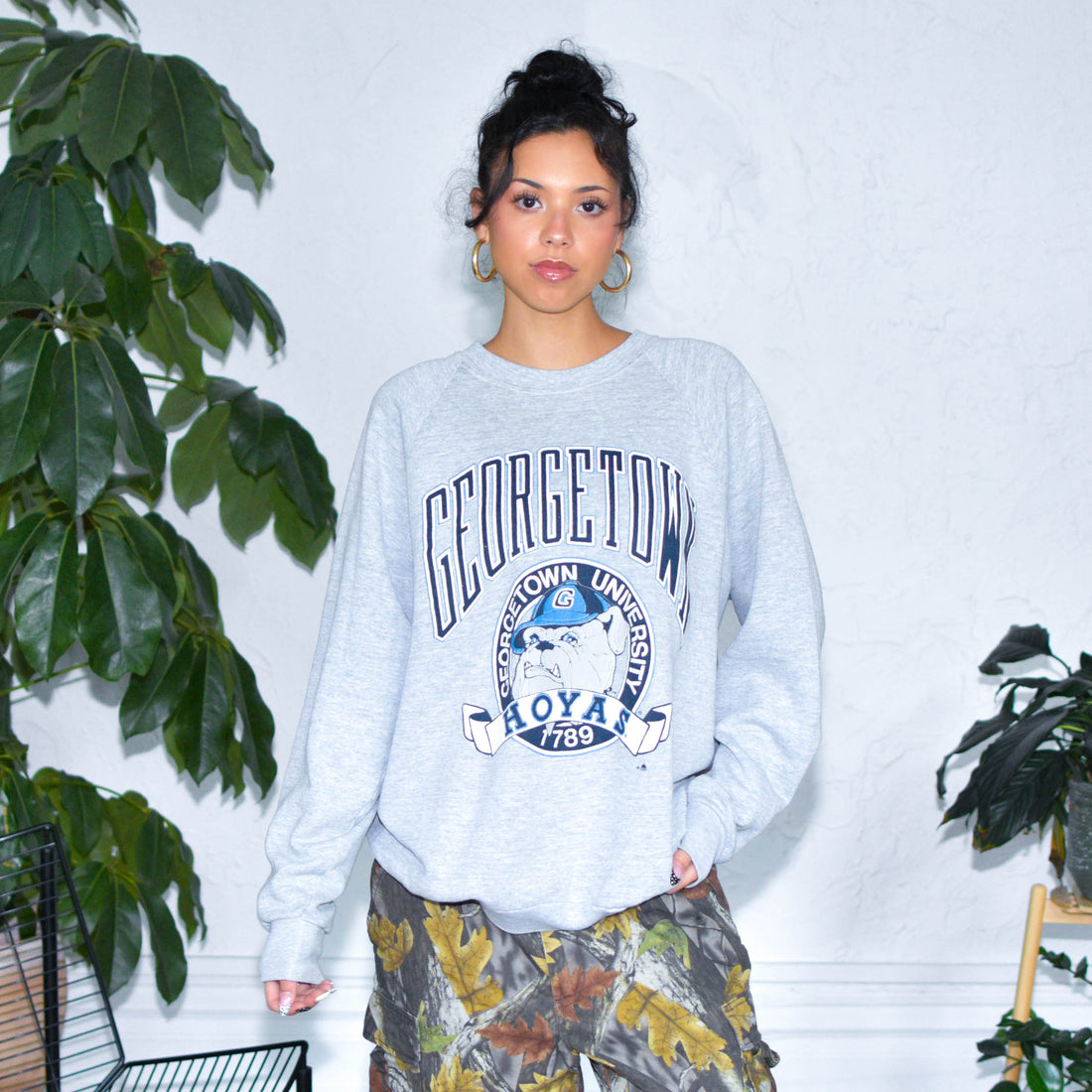 Vintage 90s Georgetown University Hoyas Gray Crewneck