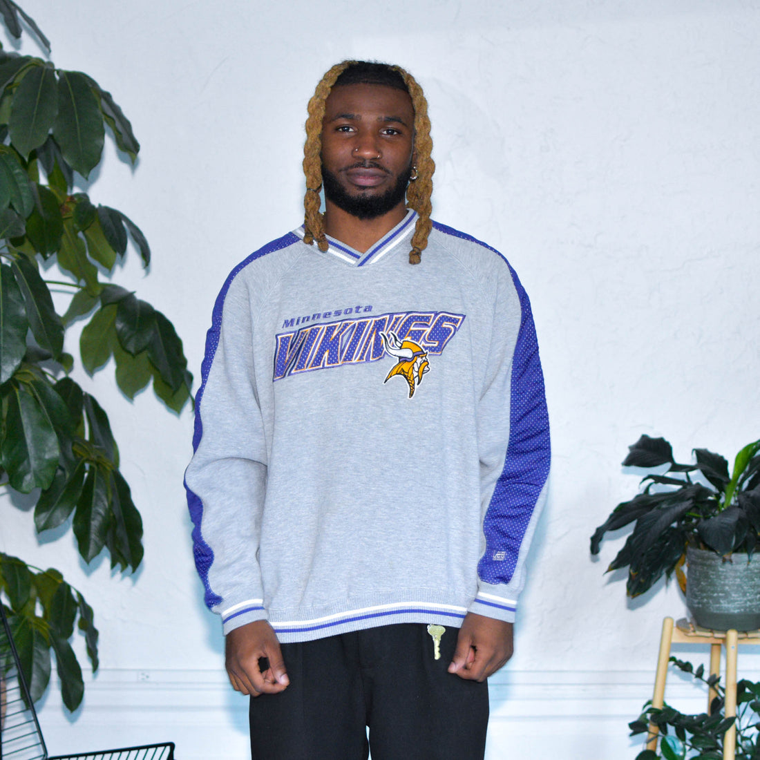 Vintage Minnesota Vikings Lee Sport Gray Sweatshirt